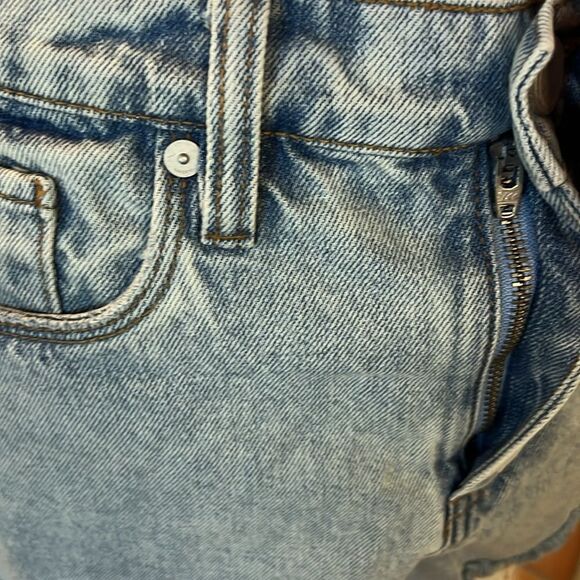 BLANK NYC The Barrow Vintage High Rise Cut Off Jean Shorts, size 30 - Picture 2 of 7